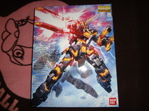 BANDAI  MG版鋼彈模型 RX-0 UNICORN GUNDAM 02 BANSHEE 獨角獸鋼彈2號機 暴喪女妖 ...一元起標啦!!