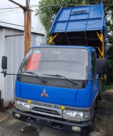 售Mitsubishi三菱Canter堅達有升降舉斗超低里程原鈑件6輪...