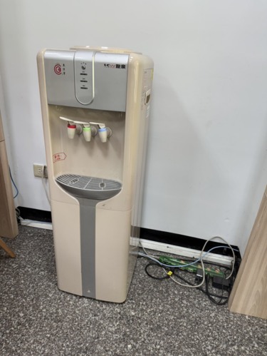 冰溫熱飲水機